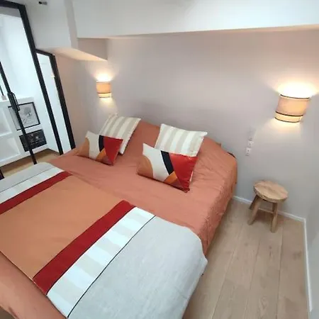 Charmant Loft Avec Terrasse A ! * Paris
